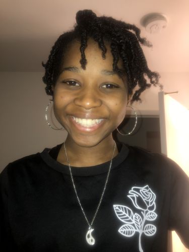 Customer photo review of Nourishing & Conditioning Hair Oil | 4 oz