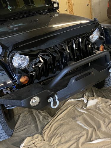 Customer photo review of [PRE-ORDER] Shark Grille - Glossy Black (07-18 Wrangler JK/ JKU)