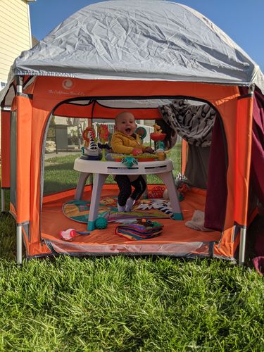 Customer photo review of Pop N' Go® Playpen