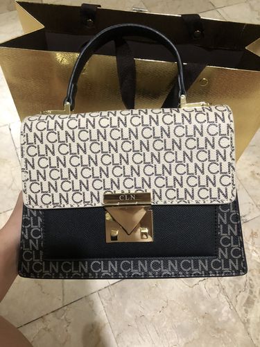 Customer photo review of Toughness Handbag