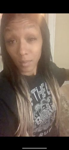 Customer photo review of Clip in Extensions 100% Remy Human Hair 5 Pieces Ombre Balayage (1B/18)