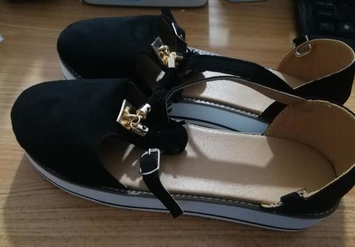 Customer photo review of Dr.Care - Women's Casual Platform Flat Comfort Fringe Shoes