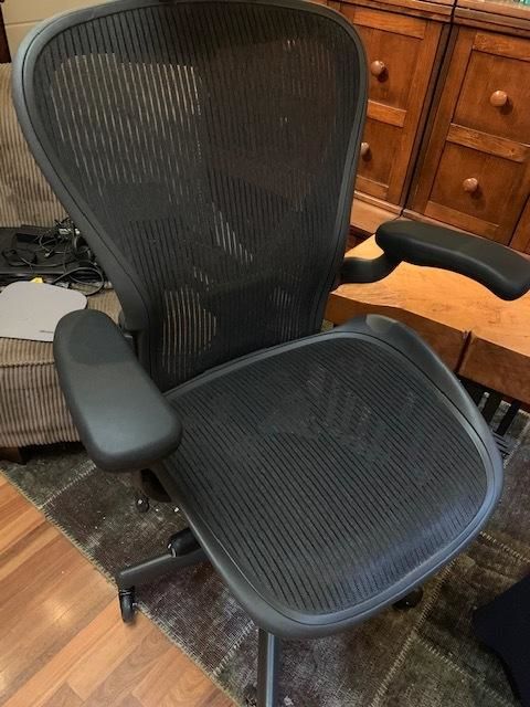Customer photo review of Classic Aeron Chair | Black | Size B (Renewed)