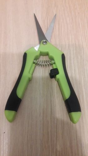 Customer photo review of AMIX Astschere - Schnipp schnapp Ästchen ab