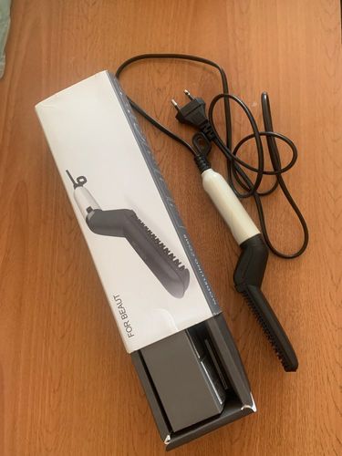 Customer photo review of Beard Straightener (Heated Combing Brush)