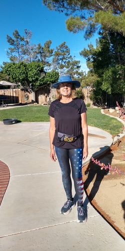 Customer photo review of Watercolor Liberty Leggings