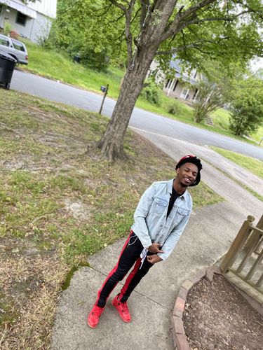 Customer photo review of Premium Side Stripe Zip Pocket Track Pants (Black - Yellow)