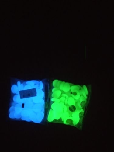 Customer photo review of LET'S GLOW - die dekorativen Leuchtsteine für den Garten