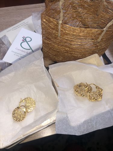 Customer photo review of Loida Creolla Earrings