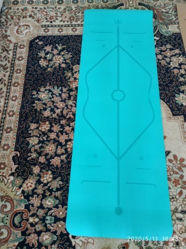 Customer photo review of LOTUS MATTE - die Yoga Matte, die durch Markierungen korrigiert