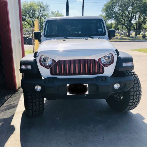 Customer photo review of Vader Grille w/ Mesh - Matte Black (18-20 Jeep Wrangler JL & Gladiator JT)