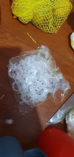 Customer photo review of HALT MICH - der Pflanzenring der Halt beim Wachsen gibt