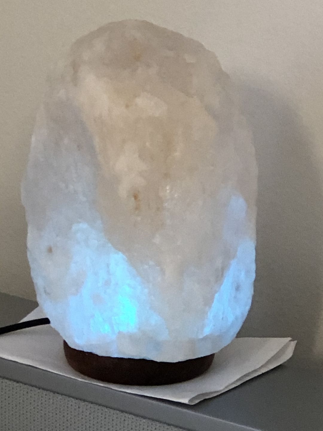 Customer photo review of Replacement LED Base For Color Changing Salt Lamps