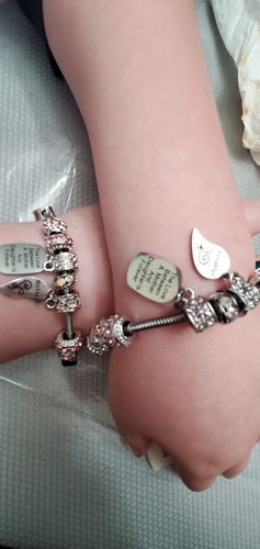 Customer photo review of Mother Daughter Eternal Love Bracelets