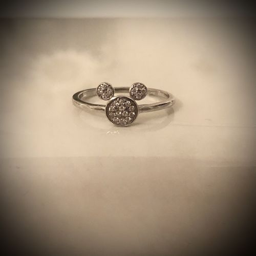 Customer photo review of Disney® Minnie Mouse Candle - Minnie Mouse Ring Collection