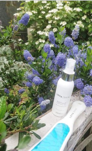 Customer photo review of LOVASKIN INSTANT FOOT PEEL Essential Kit - Great value, 25 uses in one bottle
