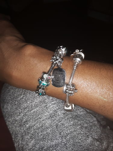 Customer photo review of Mother Son Eternal Love Bracelet & Keychain Set