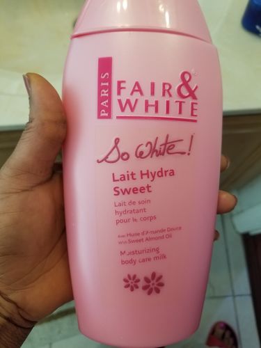 Customer photo review of Fair and White So White Hydra Sweet Moisturizing Body Lotion with Sweet Almond Oil 500ml/ 16.90 fl oz