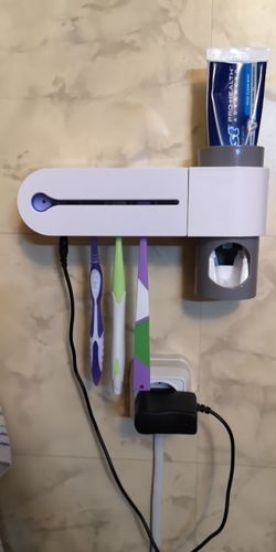 Customer photo review of GezondeGlimlach™ | UV tandenborstel houder