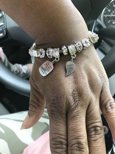 Customer photo review of Mother Daughter Eternal Love Bracelets