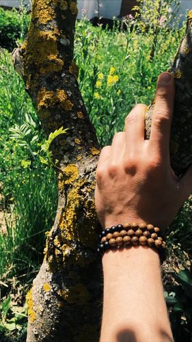 Customer photo review of Zedernholz Armband