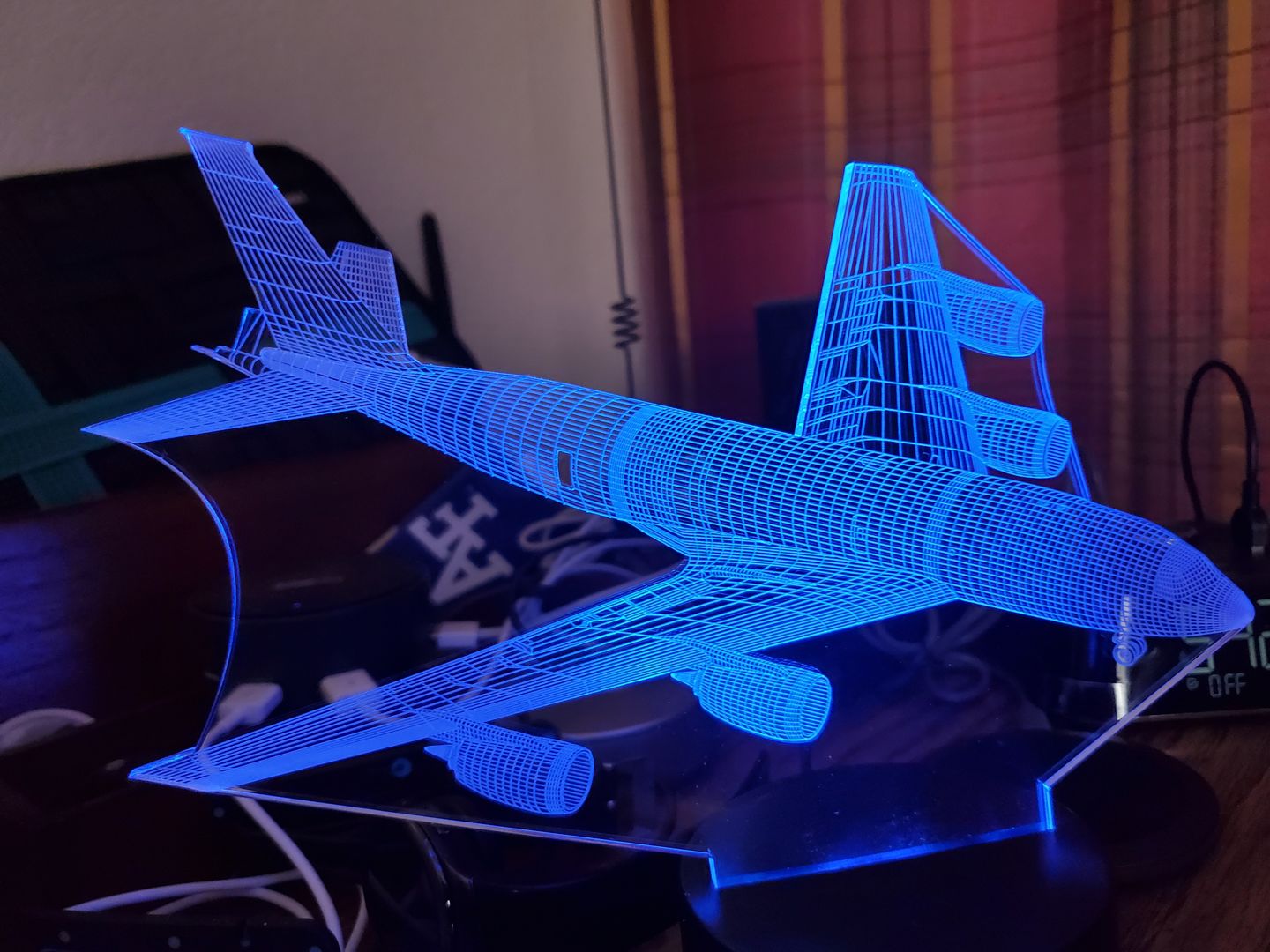 Customer photo review of KC-135 USAF Refueling Plane - 3D Optical Illusion Lamp