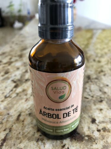 Customer photo review of Aceite esencial de arbol de te