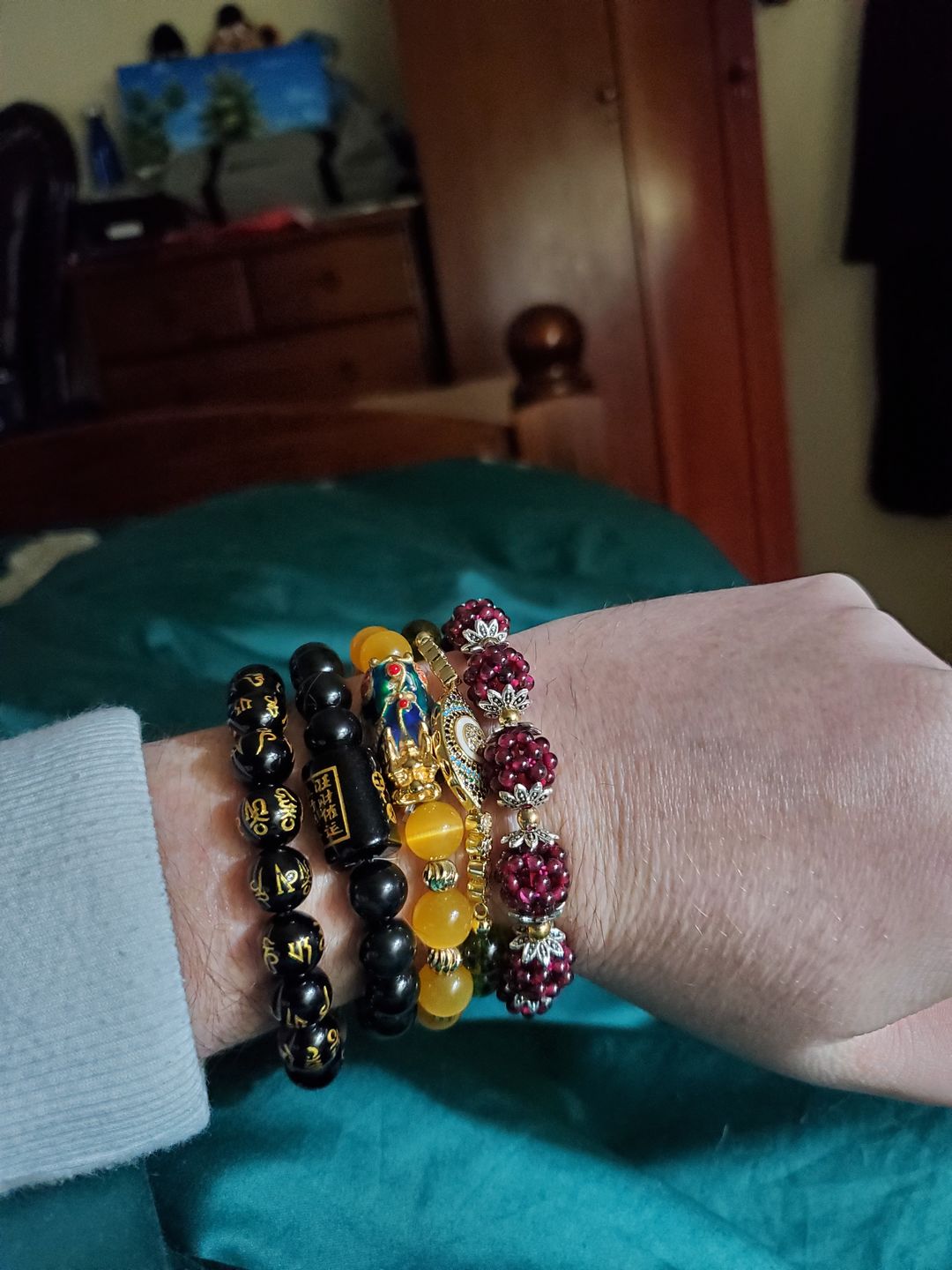 Customer photo review of Natural Peridot Abundance Bracelet