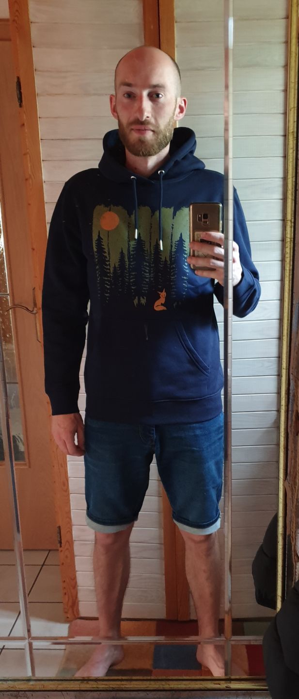 Customer photo review of FUCHS IM WALD KHAKI - Bio Unisex Hoodie (PREMIUM)