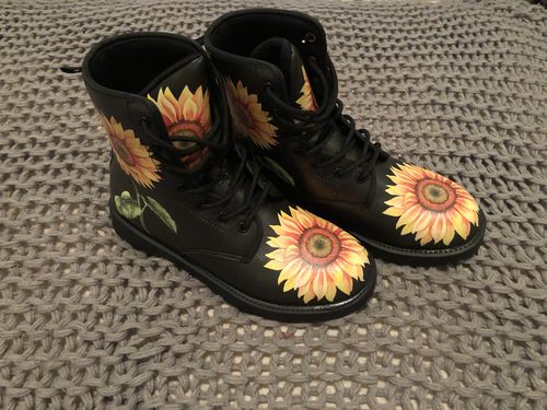 Customer photo review of Sunflower Handcrafted Boots