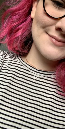 Customer photo review of Main Mouse Necklace - Silver