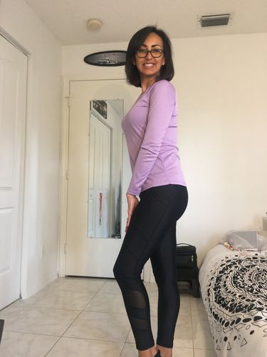 Customer photo review of Mesh Insert Butt Lift Active Leggings - Black