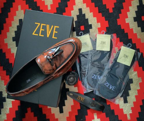 Customer photo review of Combo Set (Socks 3 Pairs + Shoe Polish + Shoe Horn) FREE SHIPPING