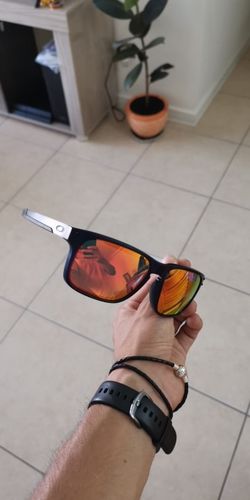 Customer photo review of MRY Replacement Lenses for Oakley Holbrook