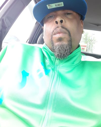 Customer photo review of Solid One Stripe Track Jacket Kelly Green - White (100-502)