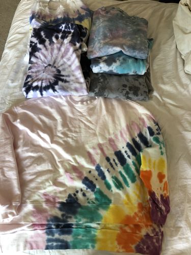 Customer photo review of Neil Sweatshirt - Scarlet / Yellow / Nebula Blue