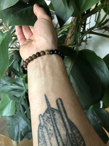Customer photo review of Zedernholz Armband