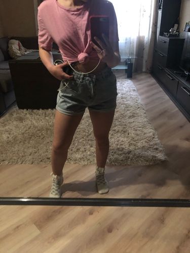 Customer photo review of Solid color casual shorts wild basic jeans