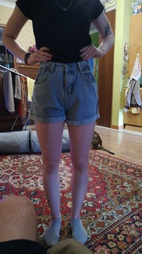 Customer photo review of Solid color casual shorts wild basic jeans
