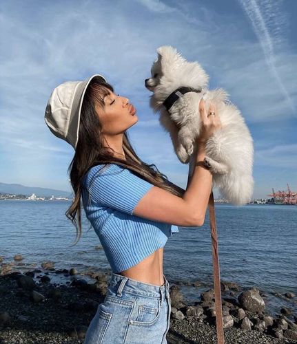 Customer photo review of Women's solid color short sleeve button top