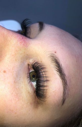 Customer photo review of 0.20 Flat Split Tip Cashmere Eyelash Extensions (16 lines)