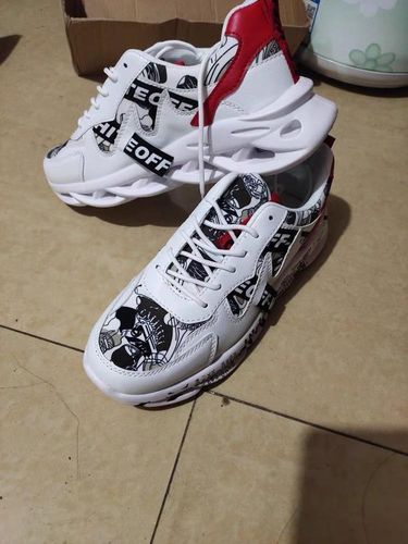 Customer photo review of Hud Mitrou Sneakers