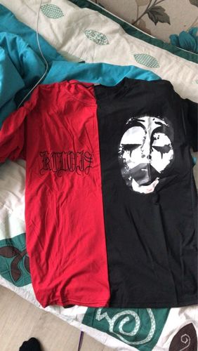 Customer photo review of Giff Lysias T-Shirt