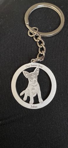 Customer photo review of Silvercut™ Keychain