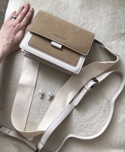 Customer photo review of Sac à bandoulière Doug