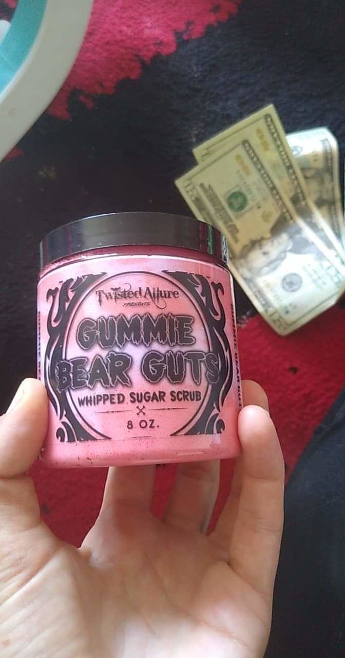Customer photo review of Gummie Bear Guts Sugar Scrub