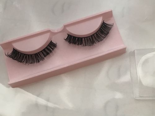Customer photo review of 0.10 Easy Fan Russian Volume Cashmere Lashes (16 lines)
