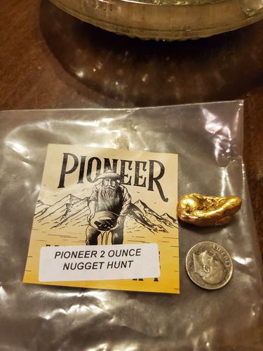 Customer photo review of *BOGO* Pioneer '2 OUNCE NUGGET HUNT' - Gold Panning Paydirt Concentrate