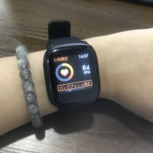 Customer photo review of Kalakate スマートウォッチ フルタッチスクリーン 活動量計 天気予報 Line/SNS着信通知180mAh長い待機時間 iOS/Android対応 日本語対応 1.3インチ大画面 （アマゾン期間限定 フラッシュセール：1875円）