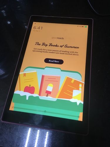 Customer photo review of Amazon Fire HD 10 - 32GB